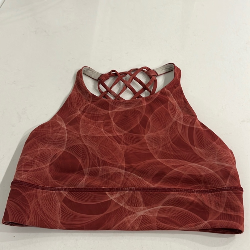 Lululemon sports bra size 10